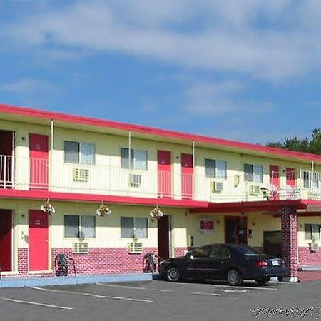 Red Carpet Inn 롬 외부 사진